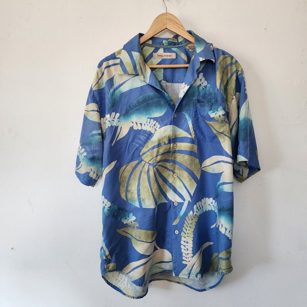 Tommy Bahama Large 100% Silk Blue Floral Top